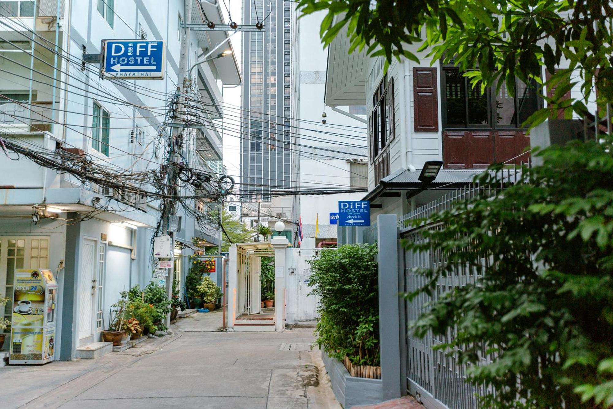 Diff Hostel Bangkok Exterior foto